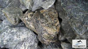 Скальник зелёный змеевик 100-300 мм